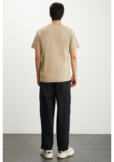 Mıchel Erkek Slim Fit Dar Kesim %100 Organik Pamuklu Yana Kayan Dikişli Basic Örme Vizon T-shirt Mıchel Erkek Slim Fit Dar Kesim %100 Organik Pamuklu Yana Kayan Dikişli Basic Örme Vizon T-shirt