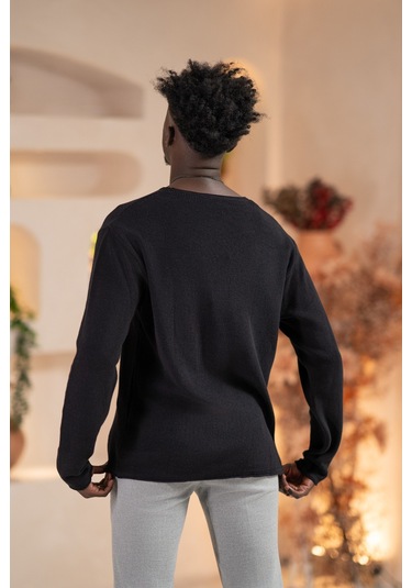 Regular Fit Likralı Kendinden Çizgili Mevsimlik Spor Kazak Siyah