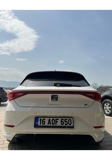 Seat Plastik Leon Mk4 Difüzör