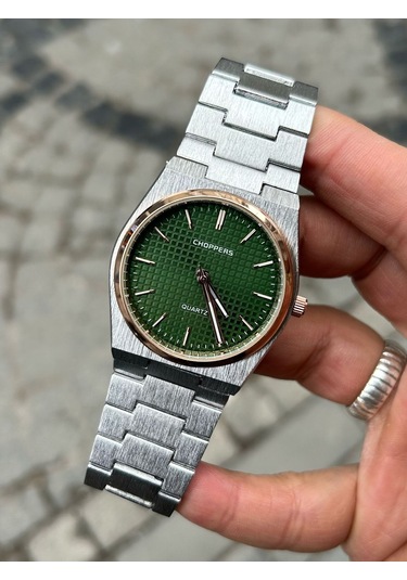 9057144931869 - Kırmızı Yuvarlak Kadran Detay Şık Ve Modern Tasarım Gümüş Renk Çelik Kasa Ve Kordonlu Kol Saati Gümüş