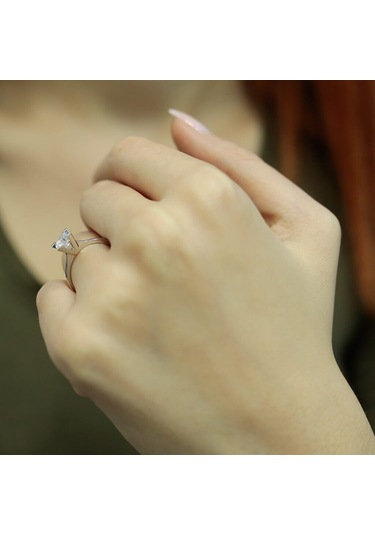 Lova G Renk 0,80 Karat Pırlanta Tektaş Yüzük - 1020098