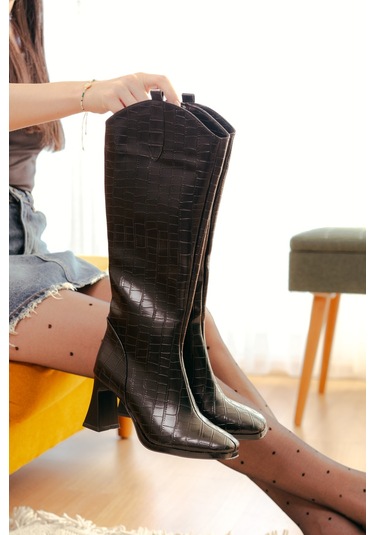 Gita Siyah Krokodil Topuklu 8 Cm Topuklu Yanı Fermuarlı Günlük Kullanım Çizme Siyah Kroko