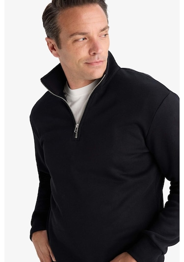 Defacto Regular Fit Dik Yaka Yarım Fermuarlı İçi Yumuşak Tüylü Basic Düz Sweatshirt X7405az25aubk81 Siyah Defacto Regular Fit Dik Yaka Yarım Fermuarlı İçi Yumuşak Tüylü Basic Düz Sweatshirt X7405az25aubk81 Siyah