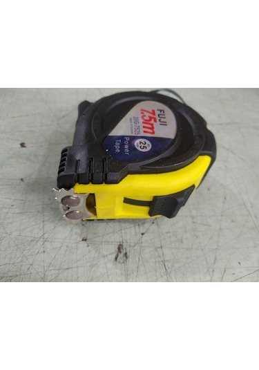 Fuji 7,5 Metre Kılıflı Şerit Metre 25mm