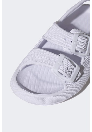 DeFacto Erkek Çocuk Cırt Cırtlı Düz Taban Eva Sandalet C2236A824SMWT1