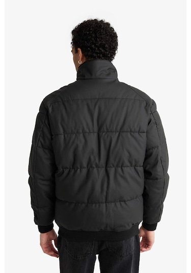 Defacto Su İtici Regular Fit Gömlek Yaka Astarlı Fermuarlı İç Cepli Kürk Yakalı Suni Deri Mont C5857ax25wnbk27 Siyah-bk27