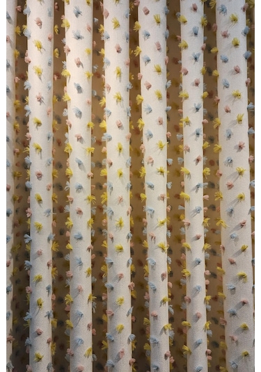 Pastel Püsküllü Fon Perde Krem Renk - Modern Ve Neşeli Tasarım Krem