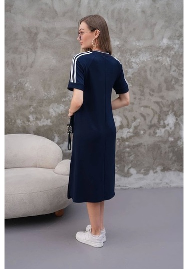 Kadın Kristal Kumaş Şerit Ve Yırtmaç Detaylı V Yaka Midi Boy Elbise Lacivert