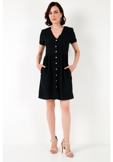 Lela Cepli Önü Düğmeli Kısa Kollu V Yaka Regular Fit Bayan Elbise 611El222 Siyah Lela Cepli Önü Düğmeli Kısa Kollu V Yaka Regular Fit Bayan Elbise 611El222 Siyah