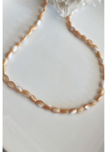 Badeaccessories  Krem Sedef Doğal Taş Kolye Yeşil