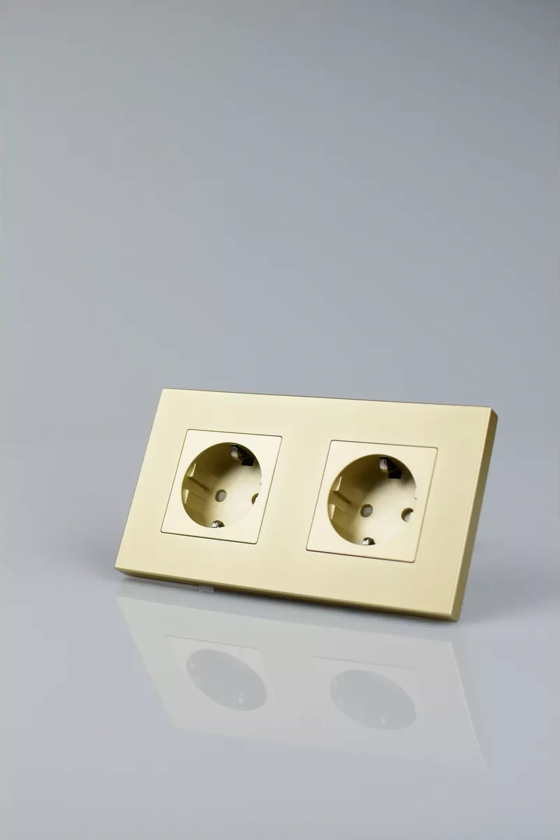 Vo'stabl Topraklamalı Çift Altın Priz 182583153 102