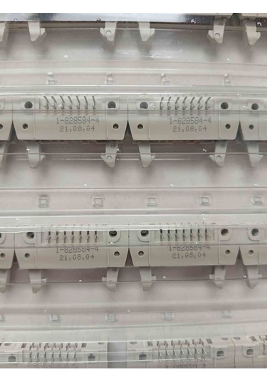 1-828584-4 14pos Tyco Soket