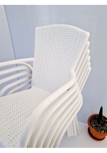 Set Halinde 6 Adet Beyaz Polipropilen Plastik Bahçe Sandalyesi Beyaz