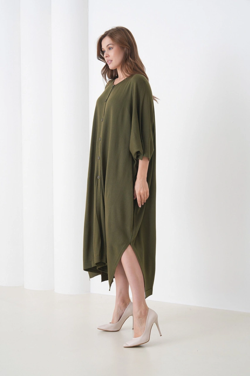 Kadın Tesettüre Uygun Önden Düğmeli Asimetrik Kesim Yarasa Kol Şık Geniş Kalıp Panço Ceket Haki