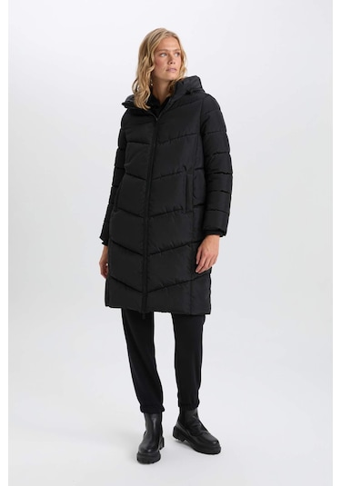 DeFacto Su İtici Uzun Şişme Mont Parka Isı Yalıtımlı Kapüşonlu Kapitoneli fermuarlı Cepli A3174AX24WNBK27 Siyah