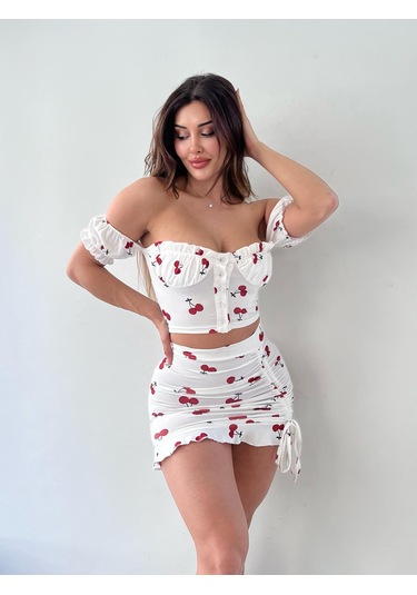Beyaz Kiraz Desenli Eteği Büzgülü İkili Takım Beyaz Kiraz Desenli
