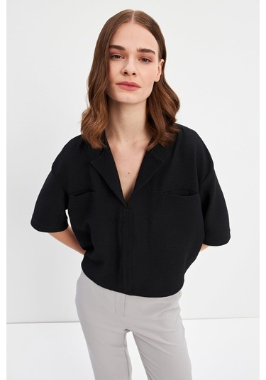 Stella Pulvis Siyah Kısa Kol Cepli Bluz Siyah