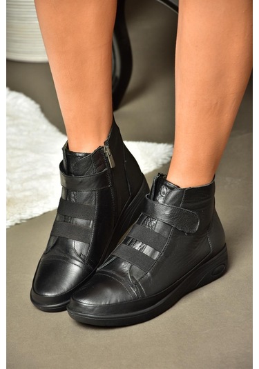 Fox Shoes R555001103 Siyah Hakiki Deri Comfort Ortopedik Taban Kadın Bot Siyah-hakiki Deri Siyah