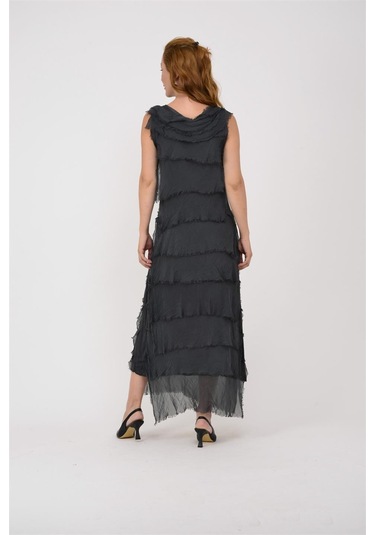 Italyan 2 Beden İnce Gösteren Kat Kat Kolsuz Ipek Elbise Antrasit