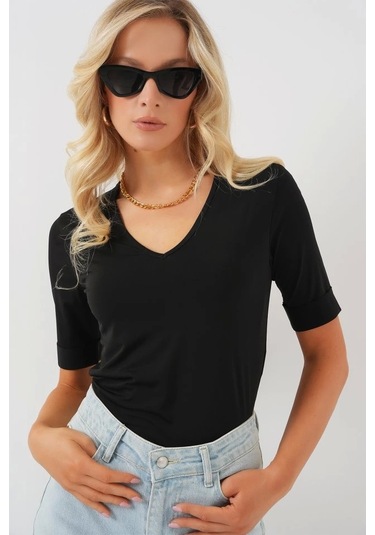 V Yaka Kısa Kol Basic Bluz 955 - Siyah Si Yah