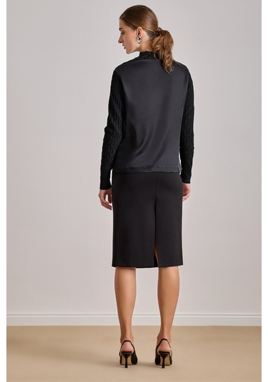 Düz Kesim Siyah Saten Bluz Siyah