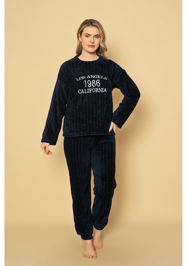 Kadın Lacivert Renk Peluş Pijama Takımı GÜL KURUSU