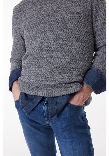 Wrangler Regular Fit Normal Kesim Bisiklet Yaka Gri Melanj Erkek Triko Kazak W232580036 Gri Melanj