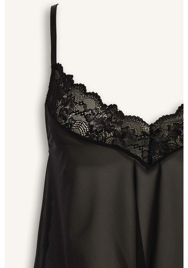 Defacto Regular Fit Dantel Detaylı İnce Askılı Tül Üst-fall İn Love G1176ax25wnbk81 Siyah-bk81