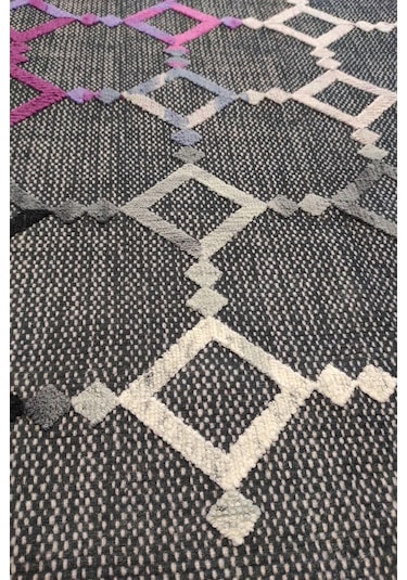 Gri Nakışlı Salon Halısı Dekoratif Kaymaz Modern Mutfak Halısı