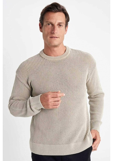 DeFacto %100 Pamuk Relax Fit Bisiklet Yaka Dokulu Triko Kazak D2061AX24AUBG155 DeFacto %100 Pamuk Relax Fit Bisiklet Yaka Dokulu Triko Kazak D2061AX24AUBG155