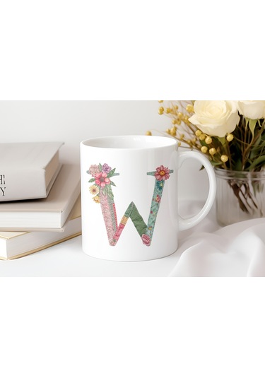 W Harfli Retro Çiçekli Kupa Bardak - Patchwork Tarz Yamalı Desenli İsme Özel Kupa - Hediye 07 Beyaz