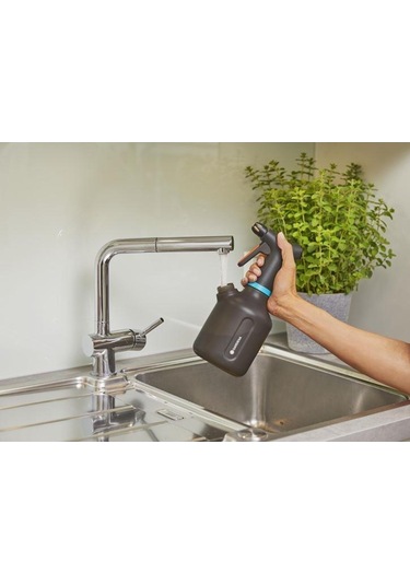 Gardena 11112-20 Pompalı Püskürtücü 1 LT