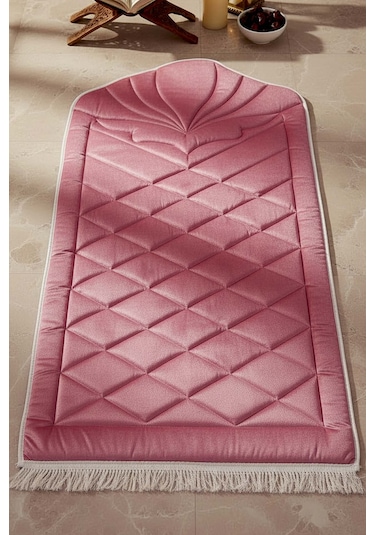 Koyu Pembe Kapitone Dolgulu Lüks Seccade 65x115 Cm