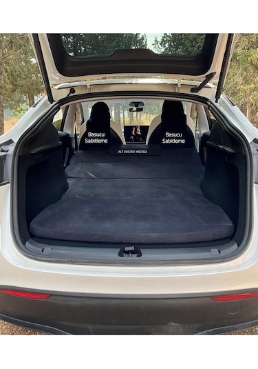 Tesla Model Y İçin Lüks Katlanabilir, Her An Hazır, Kamp Yatağı Siyah