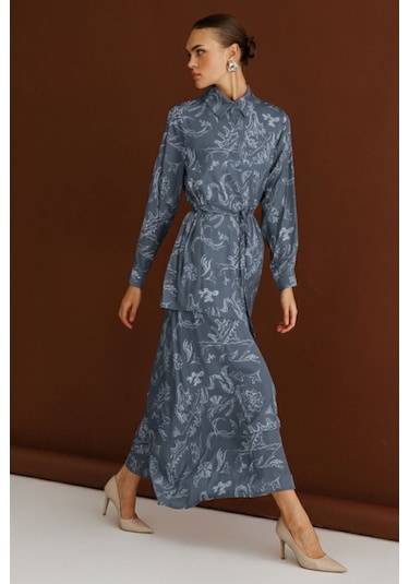 Mizalle Mavi Desenli Evaze Uzun Saten Etek Mavi