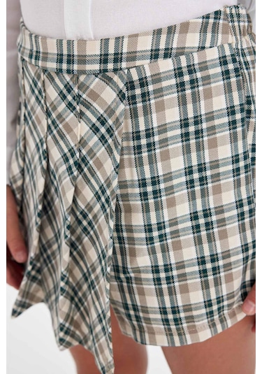 DeFacto Kız Çocuk Beli Lastikli Pileli Ekose Şort Etek C7296A824AUGN1116 Yeşil