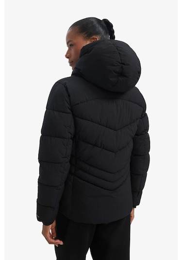 Defacto Defactofit Su İtici Regular Fit Kapüşonlu Fermuarlı Cepli Mont C8141ax25wnbk81 Siyah-bk81 Defacto Defactofit Su İtici Regular Fit Kapüşonlu Fermuarlı Cepli Mont C8141ax25wnbk81 Siyah-bk81