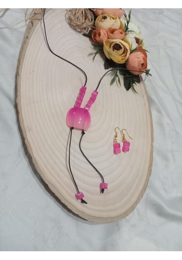 Deri İpe Yapılmış Pembe Uçlu Modern Y Kolye Ve Küpe Takımı Pembe