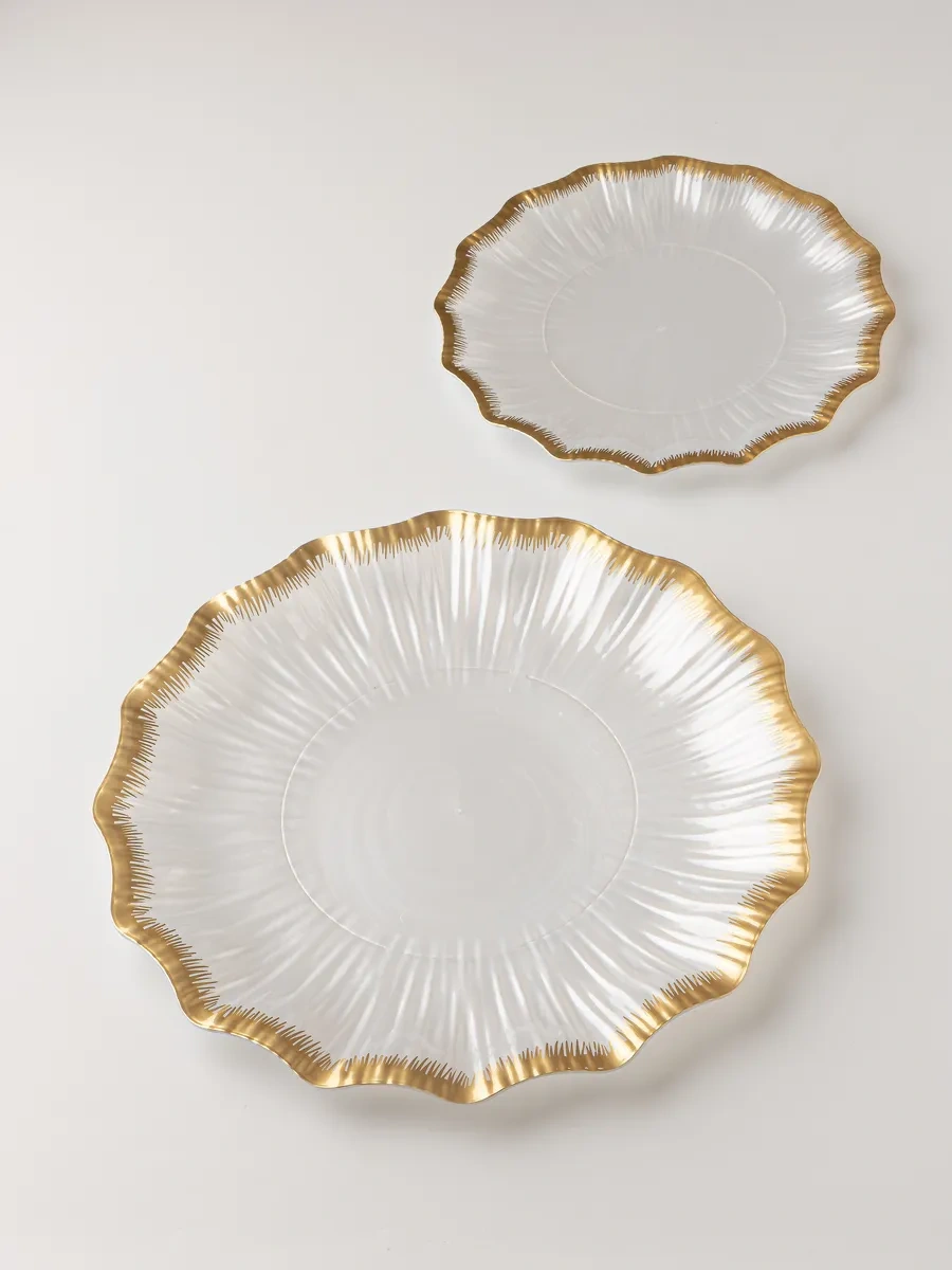 Family Co. Tek Kullanımlık Plastik Tabaklar. 20'li Paket. 415041944 100 adet