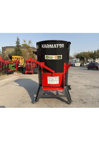 Belotti Karmator Elektrikli Yem Karma Makinesi 220 Volt-1 M³
