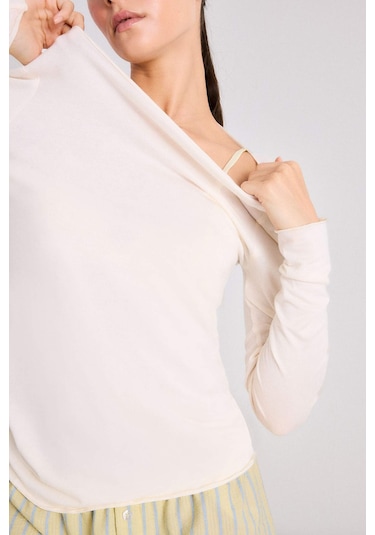 Defacto Modal Kaşmir Yumuşak Dokulu Kayık Yaka Uzun Kollu Üst-fall İn Love F2264ax25auer100 Ekru