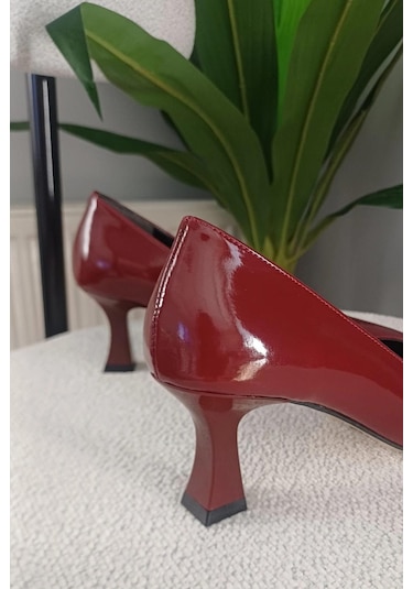 Preshley Kadın Sity Bordo Rugan 6 Cm İnce Topuklu Stiletto Bordo