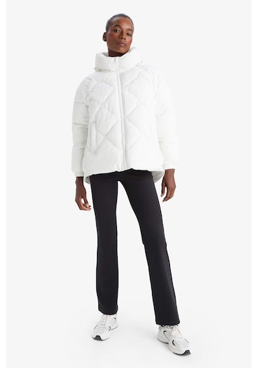 Defacto Defactofit Su İtici Oversize Fit Geniş Kalıp Kapüşonlu Fermuarlı Cepli Şişme Mont E9260ax25auwt80 Beyaz-wt80 Defacto Defactofit Su İtici Oversize Fit Geniş Kalıp Kapüşonlu Fermuarlı Cepli Şişme Mont E9260ax25auwt80 Beyaz-wt80