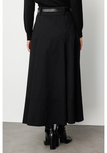 Mizalle Siyah A Kesim Kemerli Kalın Volanlı Maksi Etek Siyah