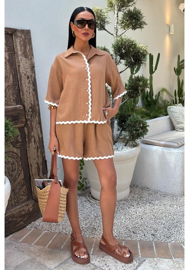 Kadın Camel Keten Biye Detaylı Kısa Şortlu Takım Camel