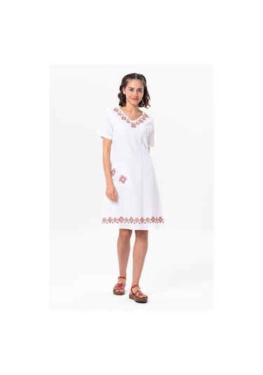 Kolsuz Şile Bezi Kruvaze Yaka Nakışlı Tülin Midi Boy Yazlık Otantik Elbise Beyaz Byz-beyaz