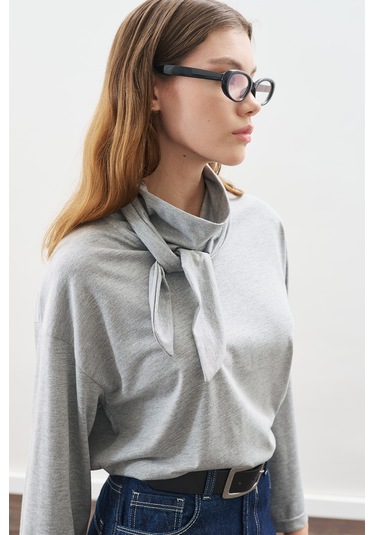 Yüksek Yaka Bağlamalı Bluz Gri Melanj Gri Melanj