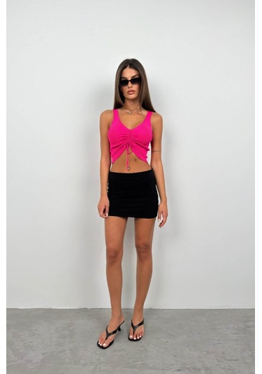 Leyla Sanat Sanata Yeni Bir Bakış Açısı Ön Büzgülü Crop Bluz FUŞYA