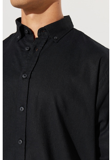 AC&Co / Altınyıldız Classics Erkek Sıyah Comfort Fit Rahat Kesim Düğmeli Yaka Keten Gömlek - Siyah