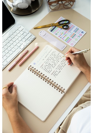 A5 Spiralli Sert Kapak Keten Çizgili Tarihsiz Not Defteri Pembe Pembe